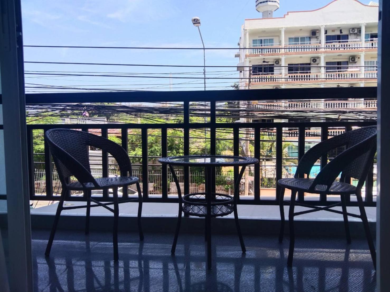 Sota Residence Pattaya Esterno foto