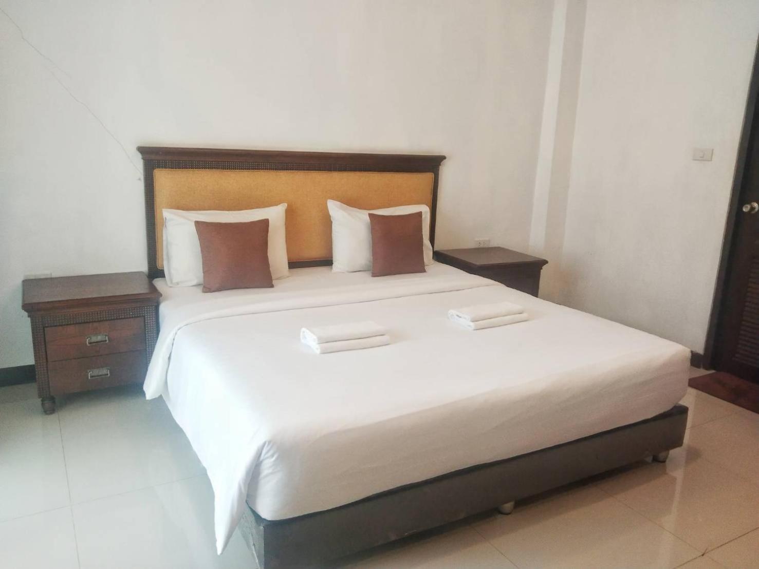 Sota Residence Pattaya Esterno foto